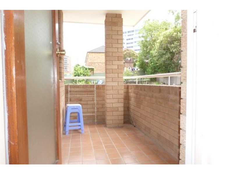 4/10 Woids Ave, Hurstville NSW 2220