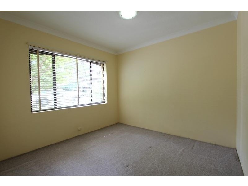 2-4 Hampton Court Rd, Carlton NSW 2218