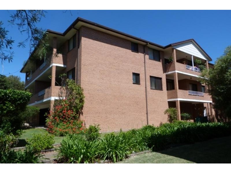 14/2 Caledonian  St, Bexley NSW 2207