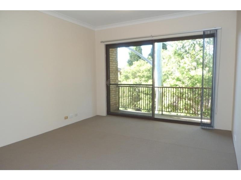 5 Willison Rd, Carlton NSW 2218