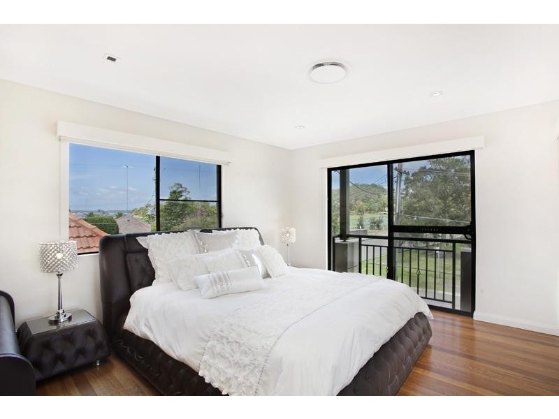 44 Parkside Dr, Kogarah Bay NSW 2217