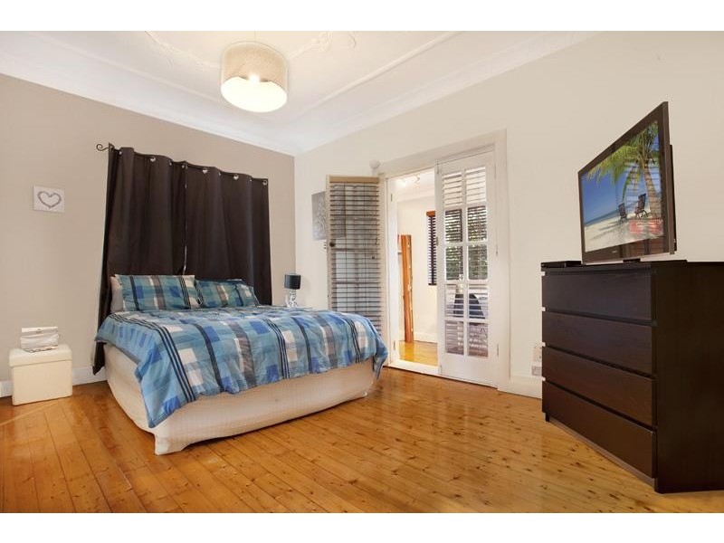 72 Beronga Ave, Hurstville NSW 2220