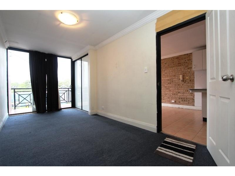 66 Lorraine St, Peakhurst NSW 2210