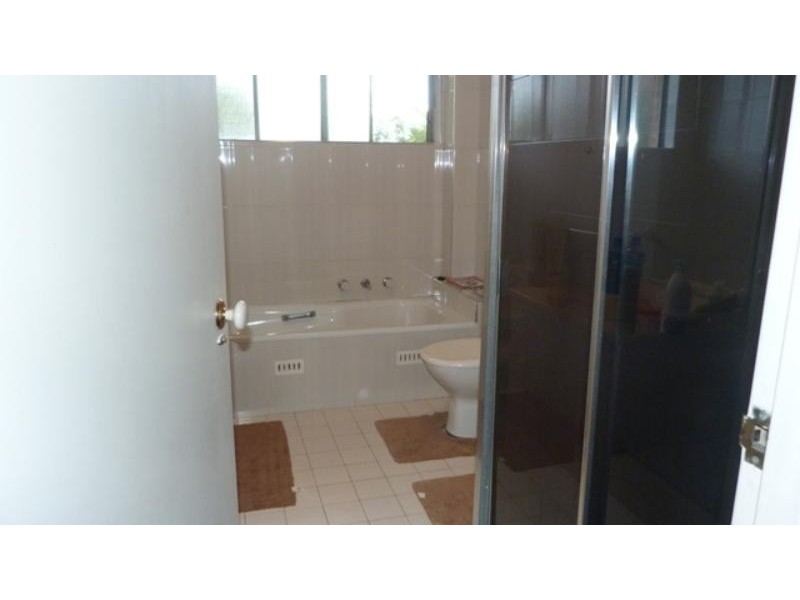 1-7 Carnarvon St, Carlton NSW 2218