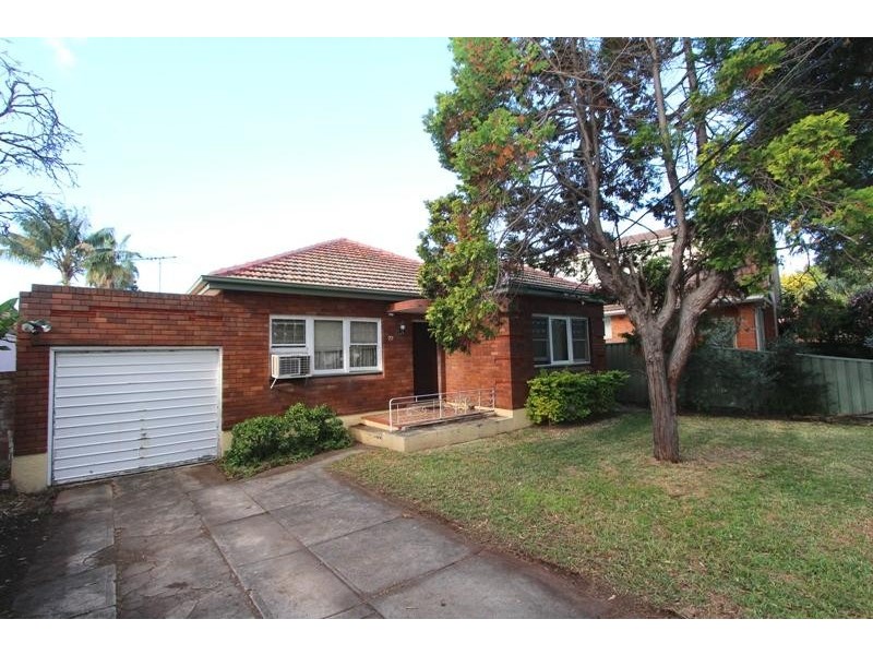 77 Harslett Cres, Beverley Park NSW 2217