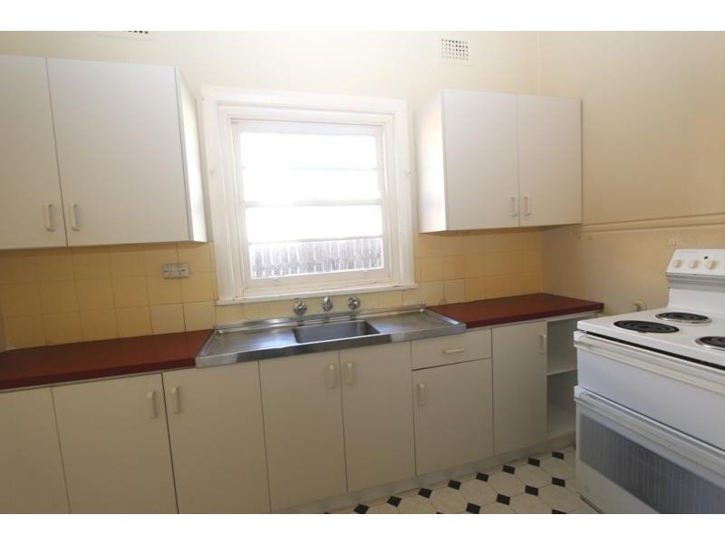 85 Rocky Point Rd, Kogarah NSW 2217