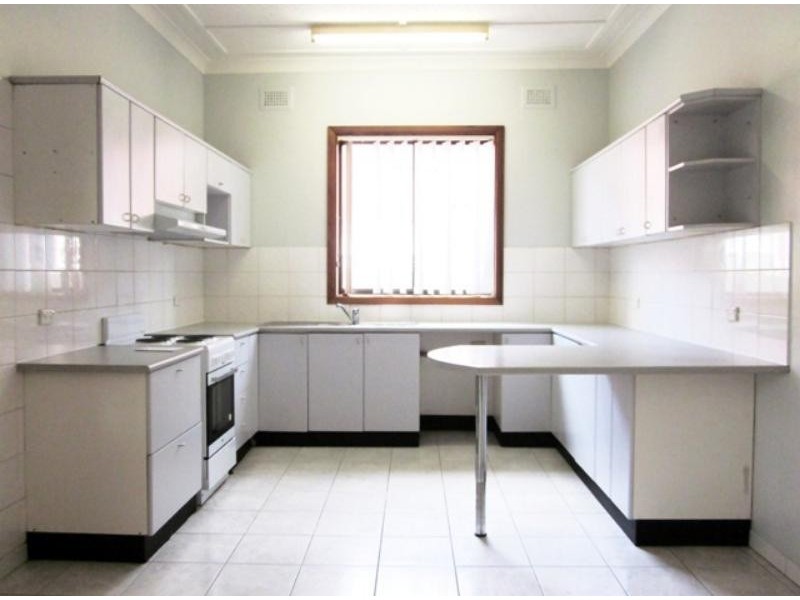 28 Kings Rd, Brighton-le-sands NSW 2216