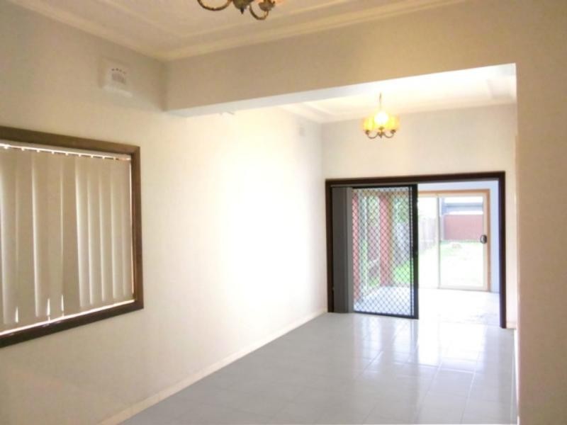 28 Kings Rd, Brighton-le-sands NSW 2216