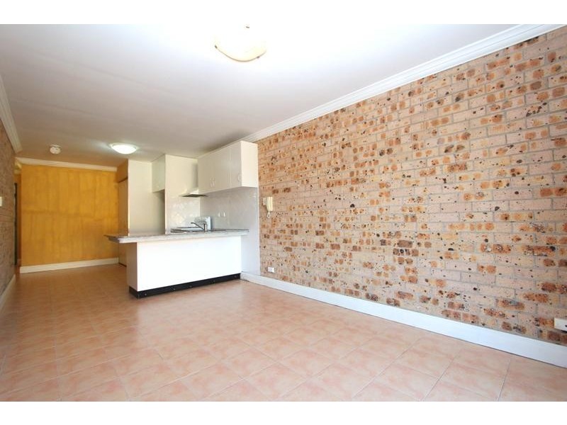 66 Lorraine St, Peakhurst NSW 2210