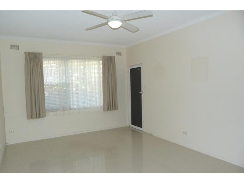 11 Gannon Ave, Dolls Point NSW 2219