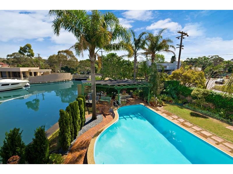 128 Belgrave  Esp, Sylvania Waters NSW 2224