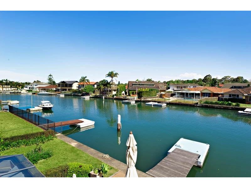 128 Belgrave  Esp, Sylvania Waters NSW 2224