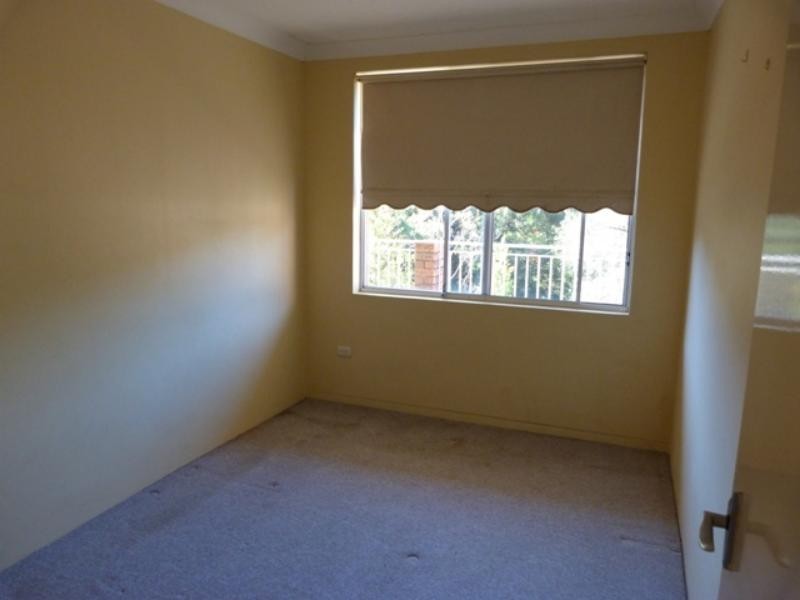 11/2-4 Railway  Cres, Jannali NSW 2226