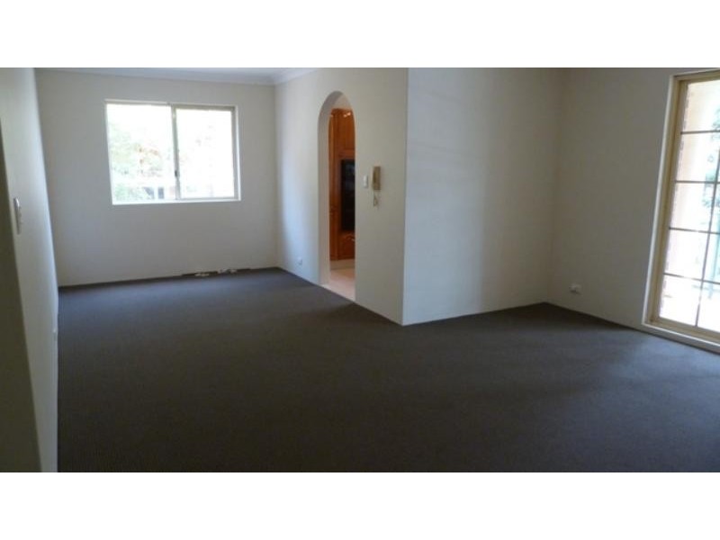 4/18 Hudson St, Hurstville NSW 2220