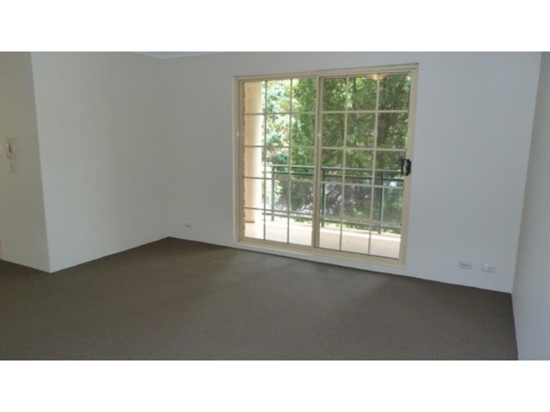 4/18 Hudson St, Hurstville NSW 2220