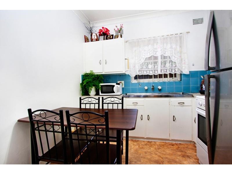 9/27 Gloucester  Rd, Hurstville NSW 2220