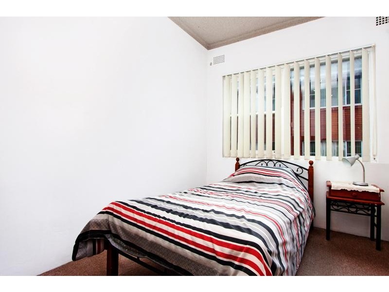 9/27 Gloucester  Rd, Hurstville NSW 2220