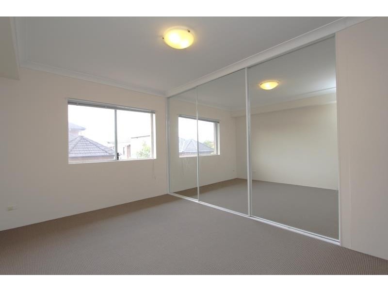 20 Dalcassia St, Hurstville NSW 2220