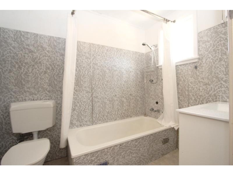 28 Fontainebleau St, Sans Souci NSW 2219