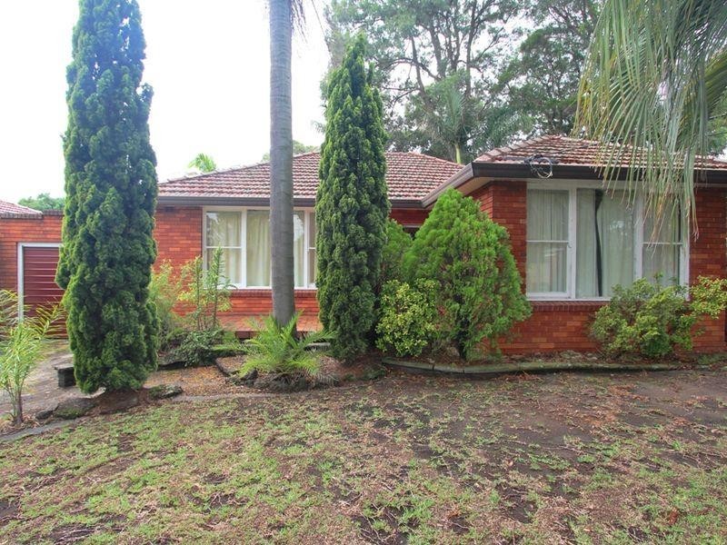 15 Kerrie Cres, Peakhurst NSW 2210