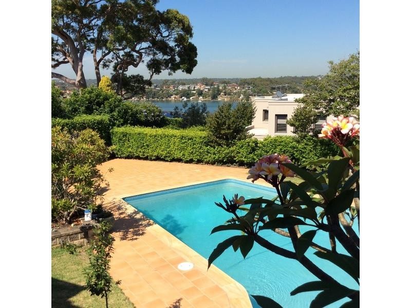 131 Stuart St, Blakehurst NSW 2221