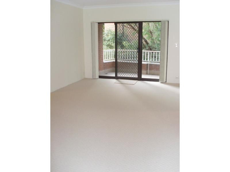 4/59 Woniora Rd, Hurstville NSW 2220