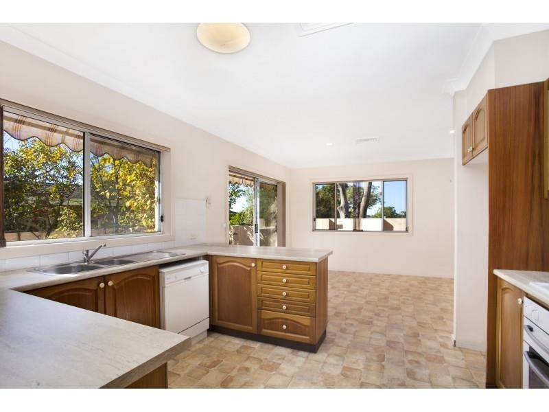 12A Hatfield St, Blakehurst NSW 2221