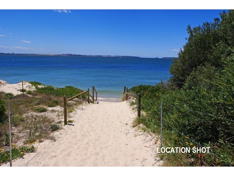 3 Jones Ave, Monterey NSW 2217