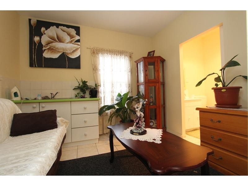 38 Carlton Pde, Carlton NSW 2218