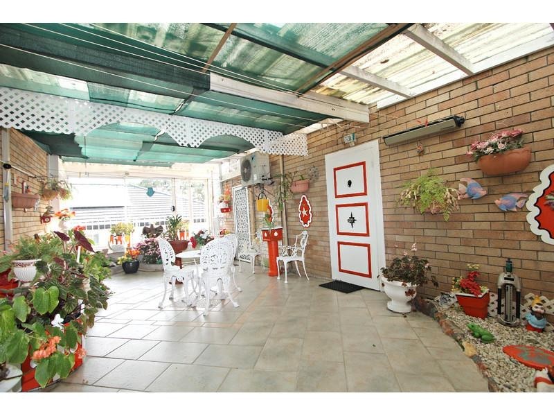 1 Charm Pl, Peakhurst NSW 2210