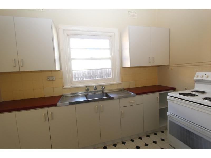 85 Rocky Point Rd, Kogarah NSW 2217