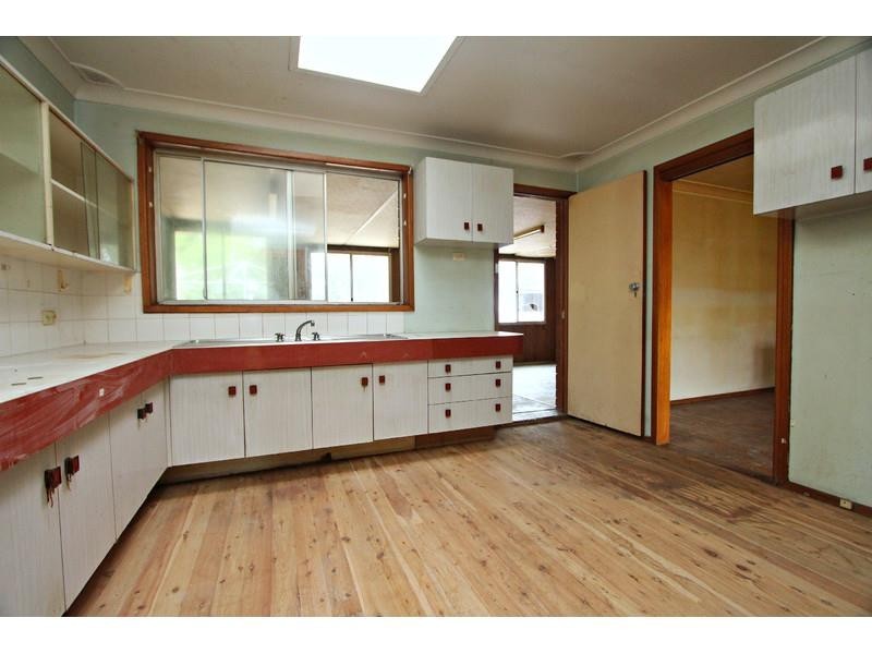 66 Clyde Ave, Moorebank NSW 2170