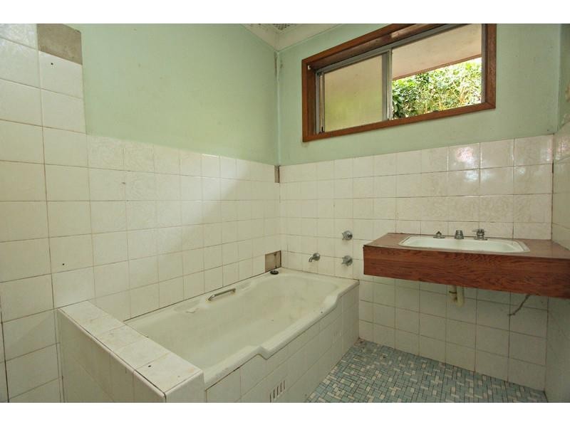 66 Clyde Ave, Moorebank NSW 2170