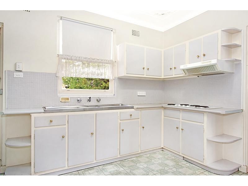 31 Waldron St, Sandringham NSW 2219