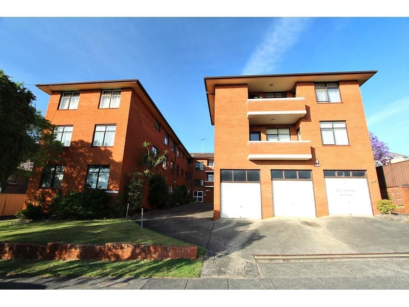 3/141 Woniora Rd, South Hurstville NSW 2221
