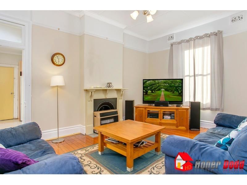 13 Banksia Ave, Banksia NSW 2216