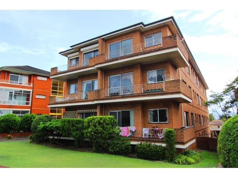 2/2 Fraters Ave, Sans Souci NSW 2219