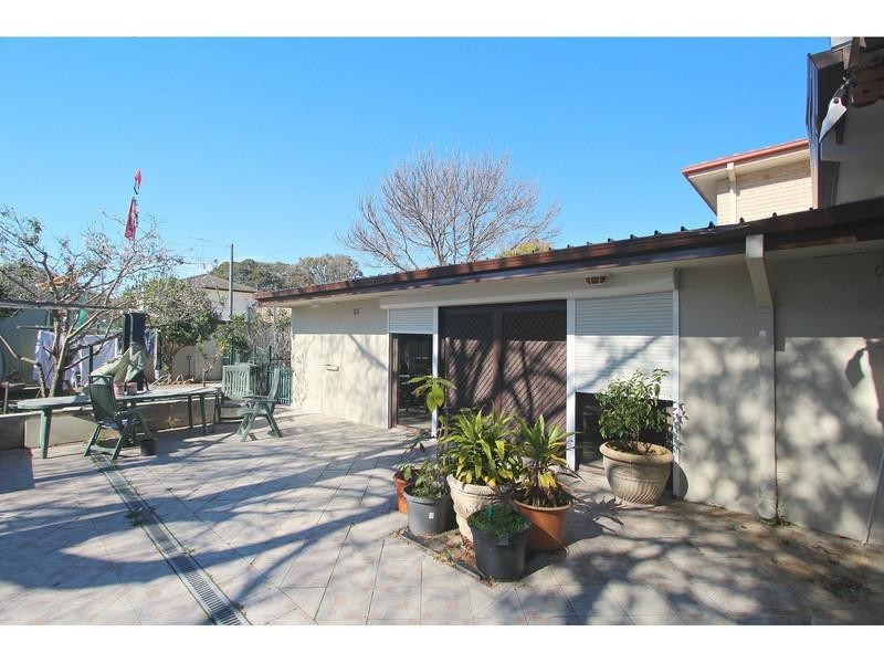 Flat 13 Waldron St, Sandringham NSW 2219