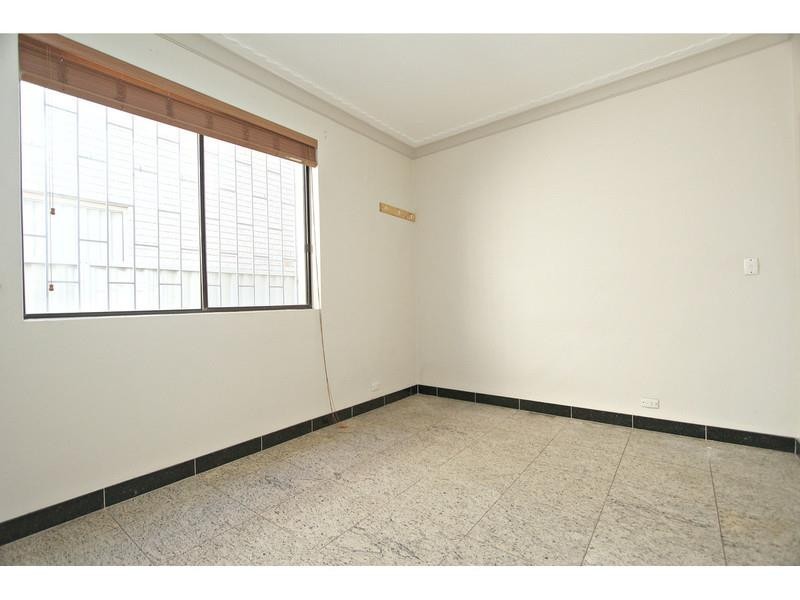 Flat 13 Waldron St, Sandringham NSW 2219