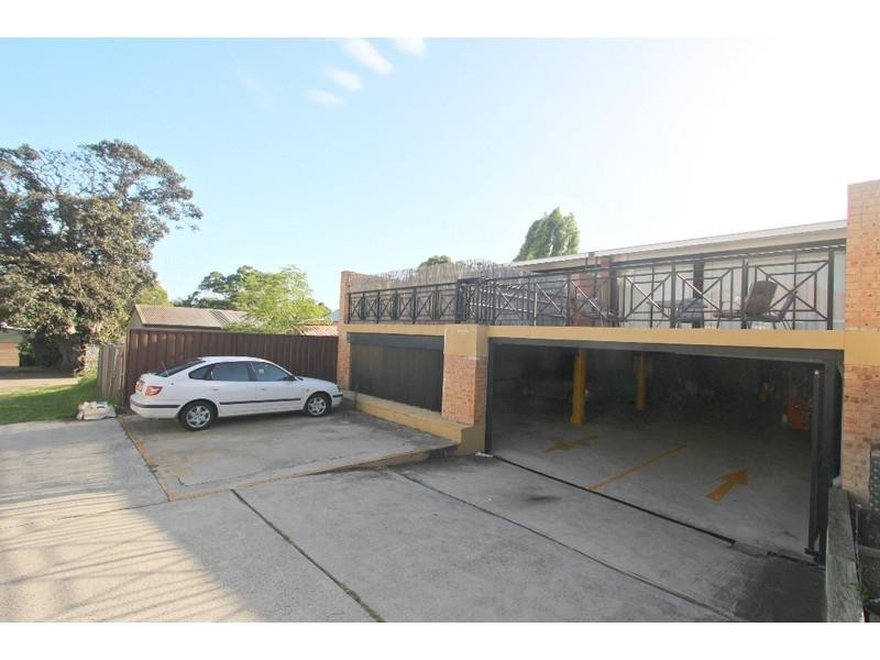 66 Lorraine St, Peakhurst NSW 2210