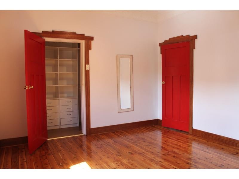 2 Hayburn Ave, Rockdale NSW 2216