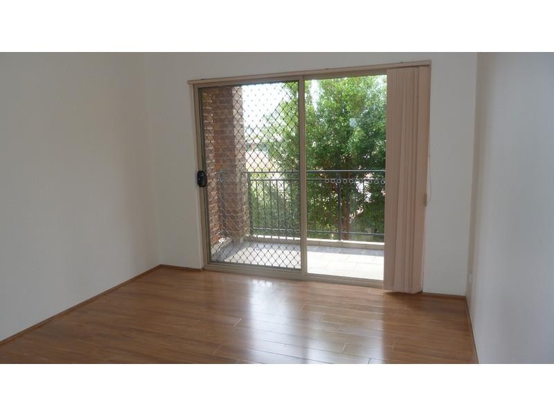 6/26-32 Shaftesbury St, Carlton NSW 2218