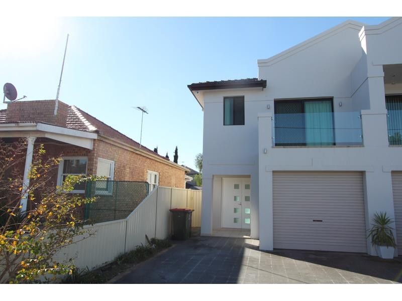 98 Sandringham St, Sans Souci NSW 2219