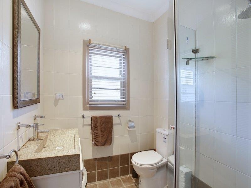 102 Henry St, Old Guildford NSW 2161