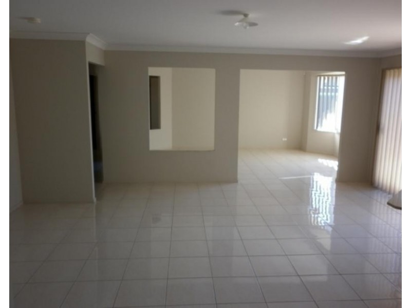 17 Gerongar Cres, Haywards Bay NSW 2530