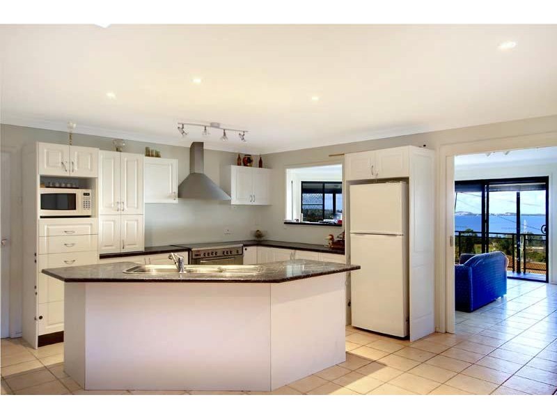 131 Wyndarra  Way, Koonawarra NSW 2530