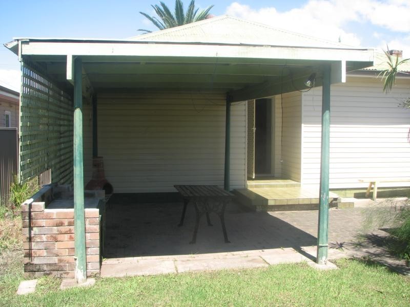 16 Baan Baan  St, Dapto NSW 2530