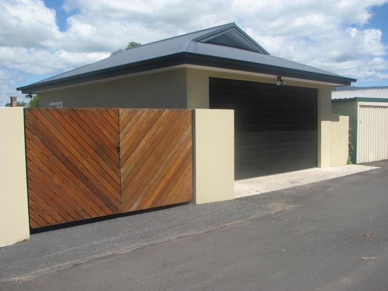 16 Baan Baan  St, Dapto NSW 2530