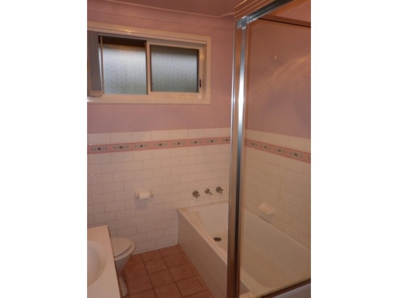 2/21 Kent  Rd, Dapto NSW 2530