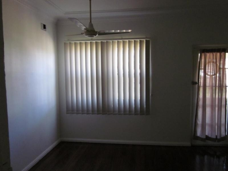 98 Byamee St, Dapto NSW 2530